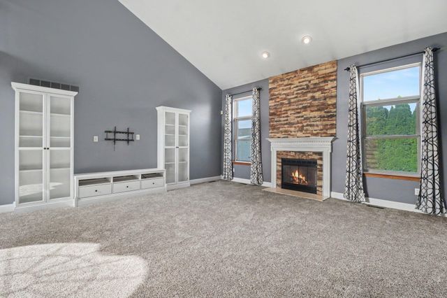 24788 Foxmoor Boulevard, Woodhaven City, MI 48183
