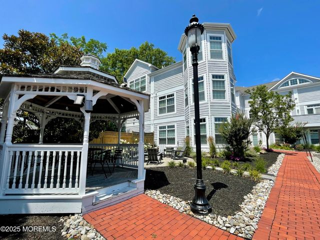 W162 Main Street, Manasquan, NJ 08736