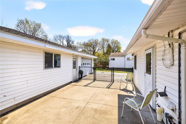 302 Wellington Road, Webster, NY 14580