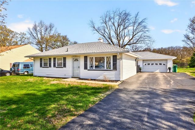 302 Wellington Road, Webster, NY 14580
