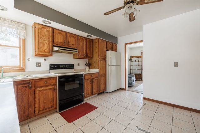 302 Wellington Road, Webster, NY 14580