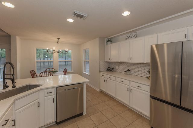 4217 Kellywood DR, Austin, TX 78739