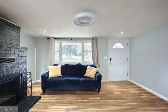 64 N WHITE PINE TRL, Delta, PA 17314