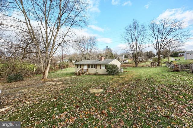 64 N WHITE PINE TRL, Delta, PA 17314