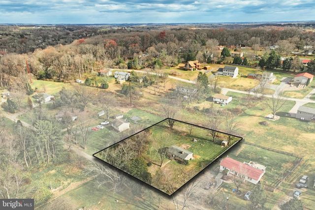 64 N WHITE PINE TRL, Delta, PA 17314