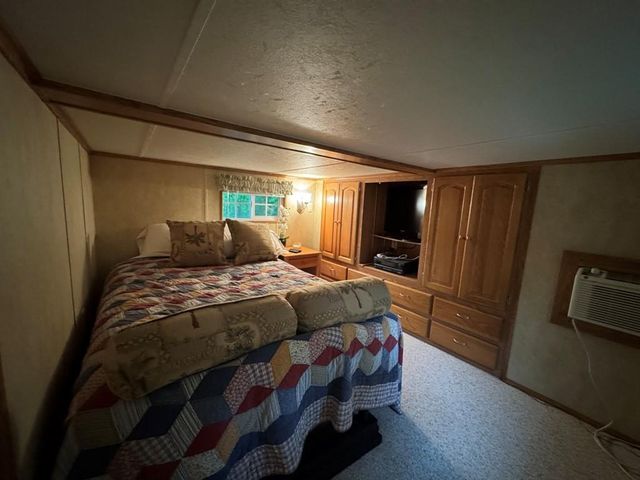 269 Oak Lane, Edgerton, WI 53534