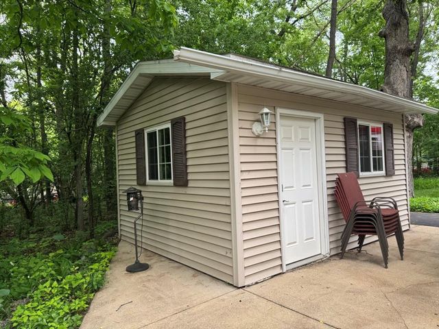 269 Oak Lane, Edgerton, WI 53534