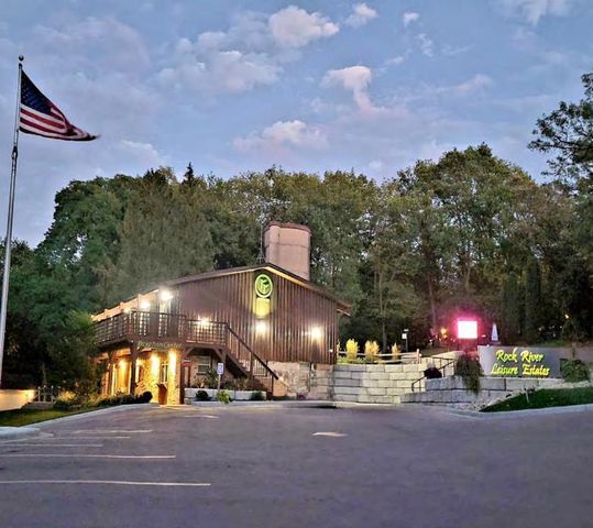269 Oak Lane, Edgerton, WI 53534
