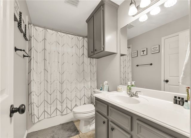 106 Karten Lane, College Station, TX 77845