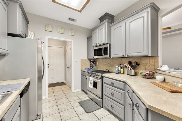 106 Karten Lane, College Station, TX 77845