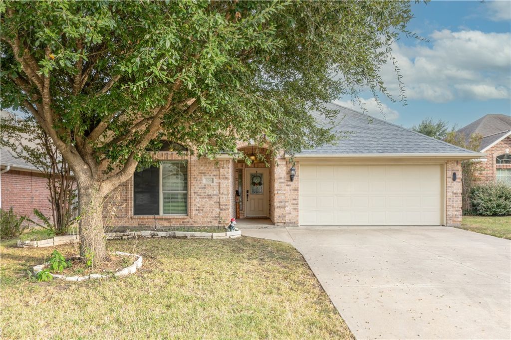106 Karten Lane, College Station, TX 77845