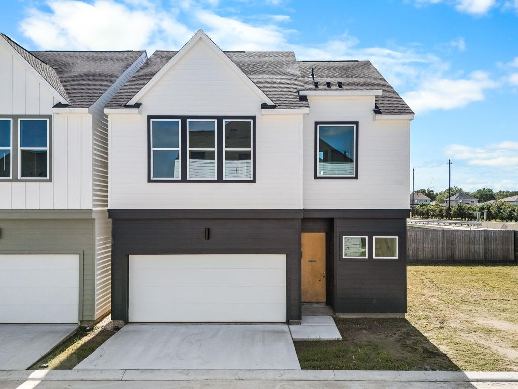12802 Buffalo Wells Drive, Houston, TX 77045
