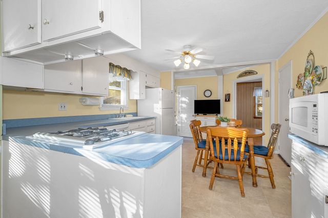 343 Clark Road, Lowell, MA 01852