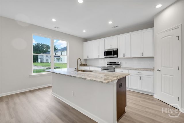 759 Highland Circle, Richmond Hill, GA 31324