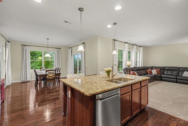 7042 Woodberry Drive, Fairfield Twp, OH 45011