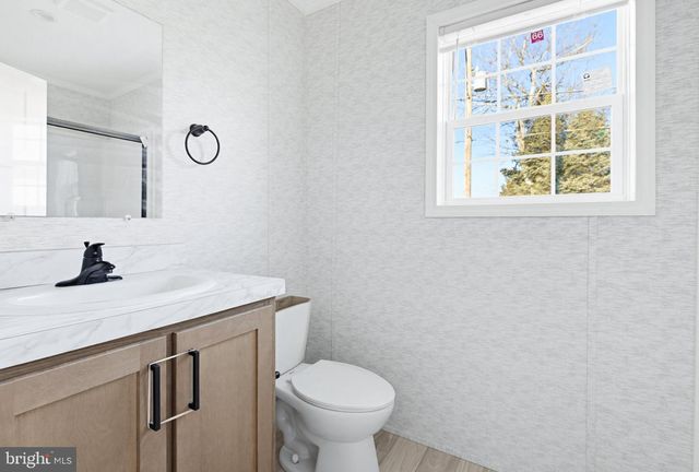 6943 LINCOLN HWY, Thomasville, PA 17364