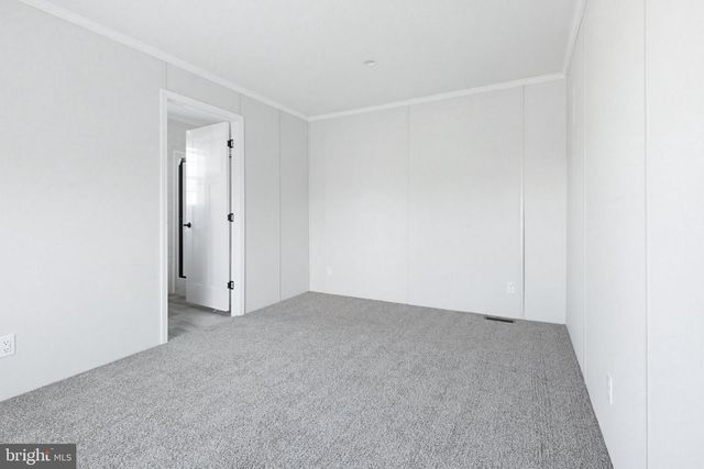 6943 LINCOLN HWY, Thomasville, PA 17364