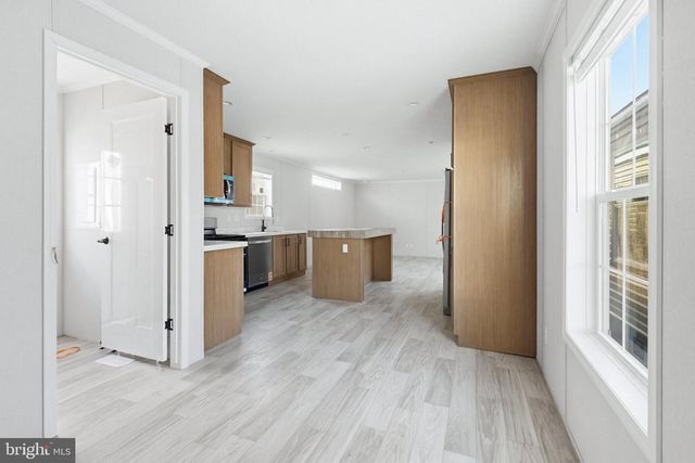 6943 LINCOLN HWY, Thomasville, PA 17364