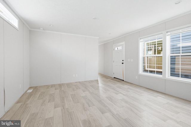 6943 LINCOLN HWY, Thomasville, PA 17364