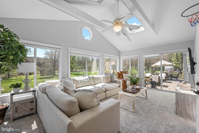 174 COLDSTREAM DR, Berwyn, PA 19312
