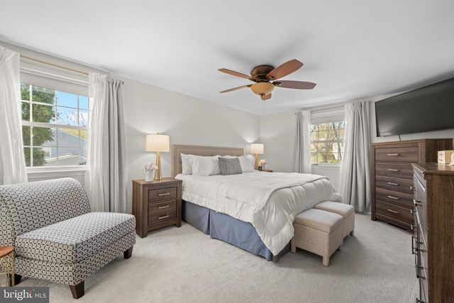 174 COLDSTREAM DR, Berwyn, PA 19312