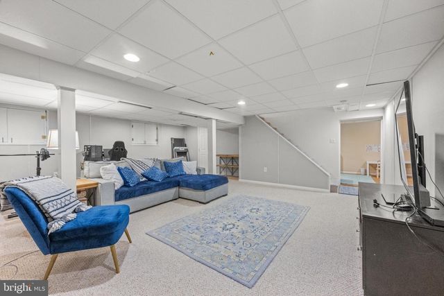 174 COLDSTREAM DR, Berwyn, PA 19312