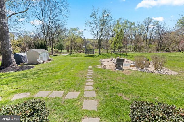 174 COLDSTREAM DR, Berwyn, PA 19312