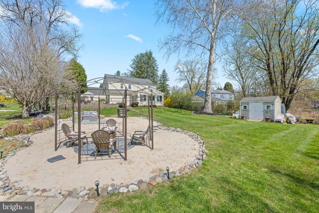 174 COLDSTREAM DR, Berwyn, PA 19312