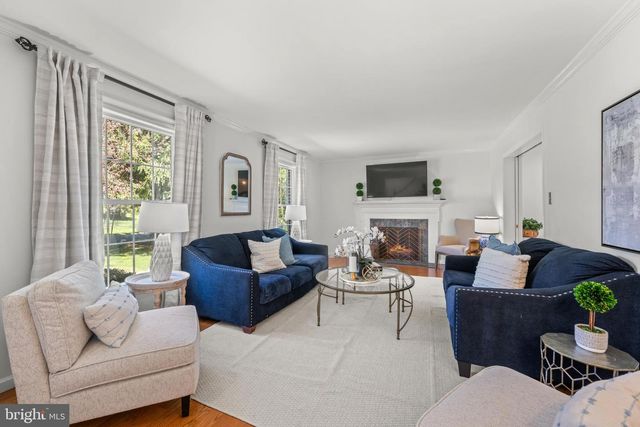 174 COLDSTREAM DR, Berwyn, PA 19312