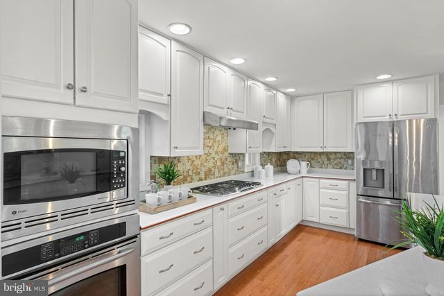 174 COLDSTREAM DR, Berwyn, PA 19312