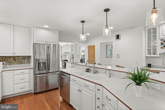 174 COLDSTREAM DR, Berwyn, PA 19312
