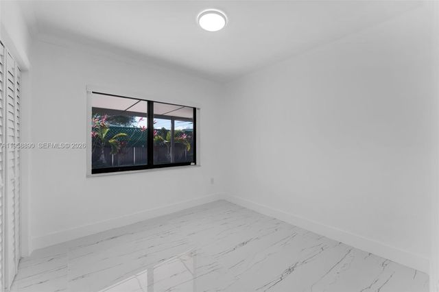 20000 Eagle Nest Rd 1, Cutler Bay, FL 33189