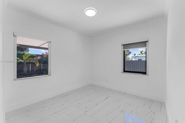 20000 Eagle Nest Rd 1, Cutler Bay, FL 33189