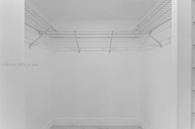 20000 Eagle Nest Rd 1, Cutler Bay, FL 33189