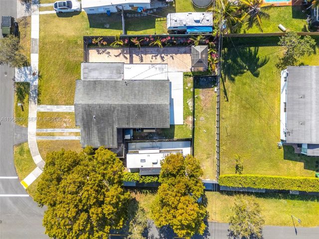 20000 Eagle Nest Rd 1, Cutler Bay, FL 33189