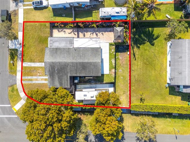 20000 Eagle Nest Rd 1, Cutler Bay, FL 33189