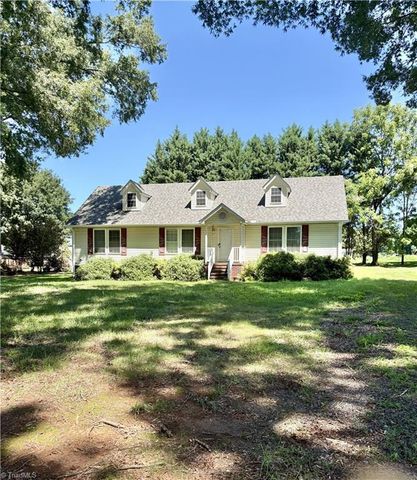 119 Gordon Drive, Advance, NC 27006