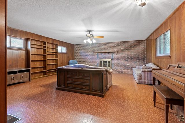 1616 Miriam Ln, Chattanooga, TN 37421