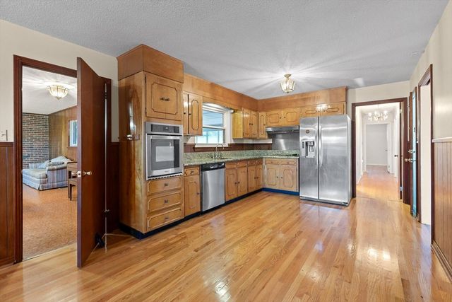 1616 Miriam Ln, Chattanooga, TN 37421