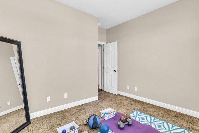 249 Cantamar Ct, Roseville, CA 95747