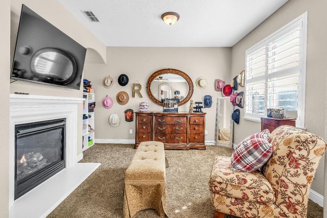 249 Cantamar Ct, Roseville, CA 95747