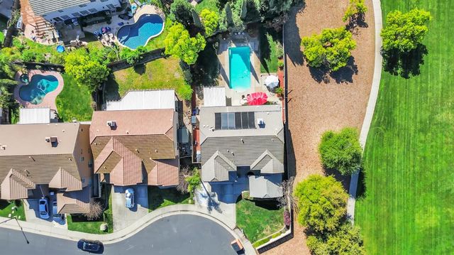 249 Cantamar Ct, Roseville, CA 95747