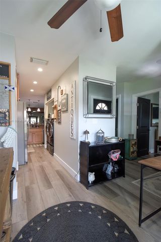 8356 NW 37th Pl E-9, Sunrise, FL 33351