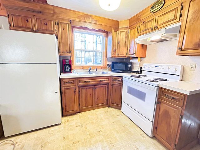 W12330 E BEDORA COURT, Stephenson, WI 54114