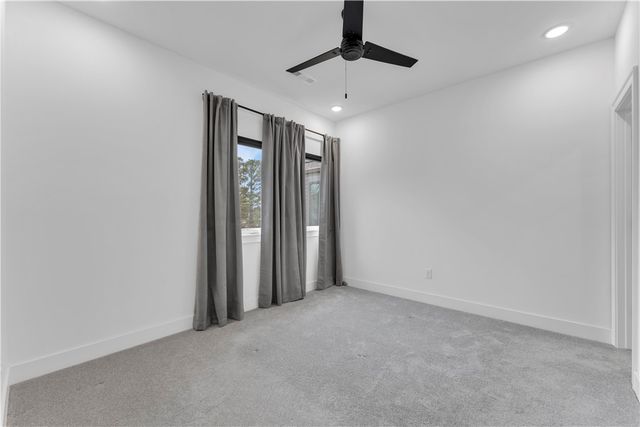 2972 N Old Missouri Road, Fayetteville, AR 72703