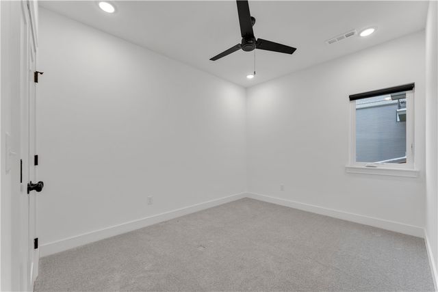 2972 N Old Missouri Road, Fayetteville, AR 72703