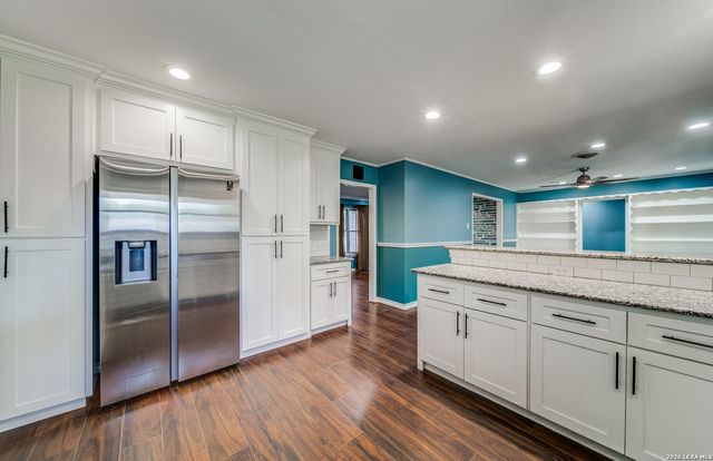 242 Windcrest, Windcrest, TX 78239