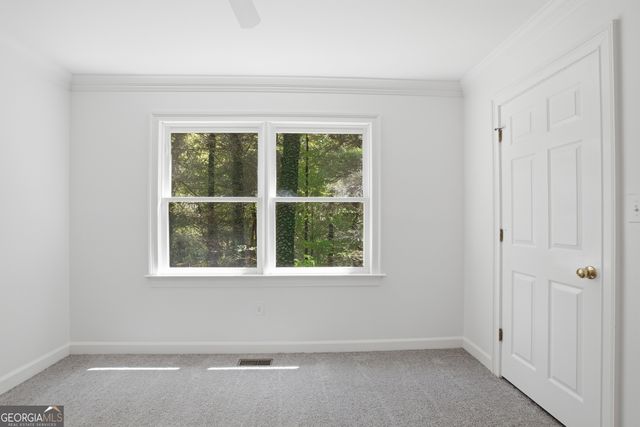 41 Lorraine Valley, Winder, GA 30680