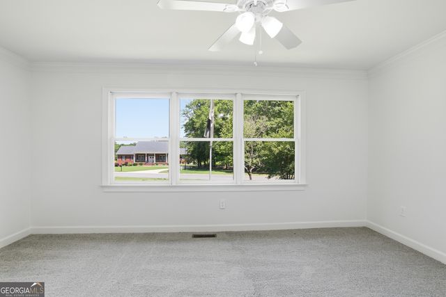 41 Lorraine Valley, Winder, GA 30680