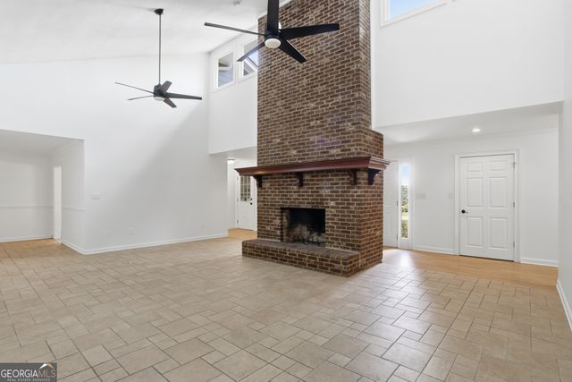 41 Lorraine Valley, Winder, GA 30680